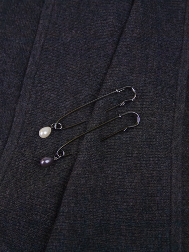 3.5" PIN WITH PEARL by Margaret O'Leary