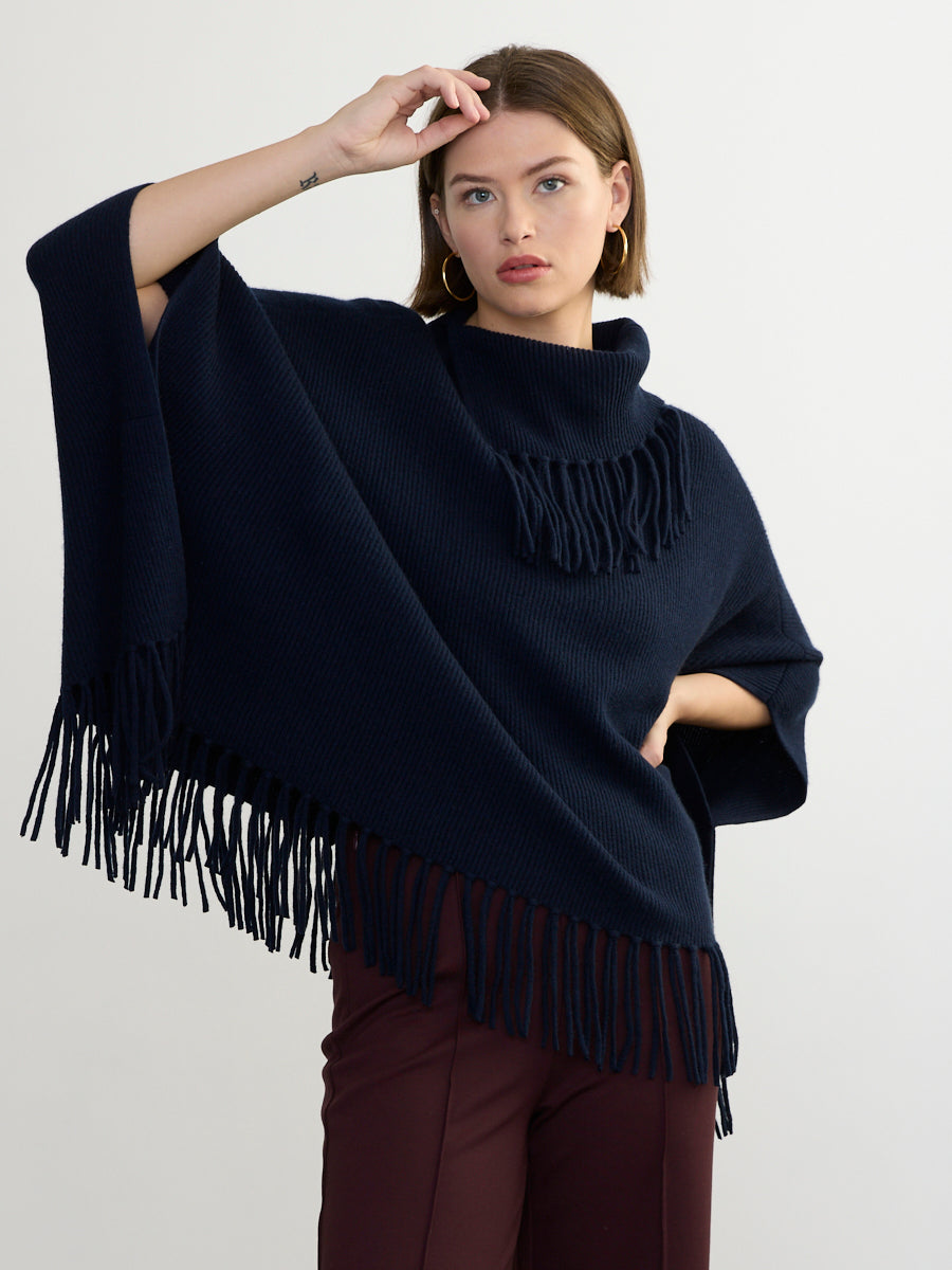 FRINGE PONCHO – Margaret O'Leary - Main Image