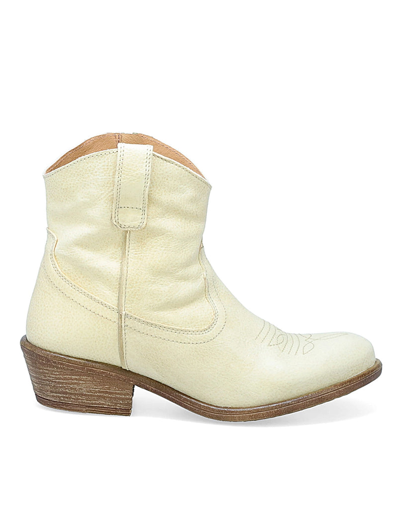 Mizz Moo Carlito boot in linen.